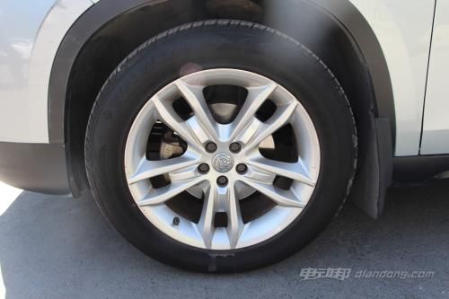 汽车轮气压多少kpi