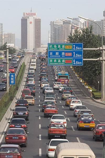 汽车路上车速多少